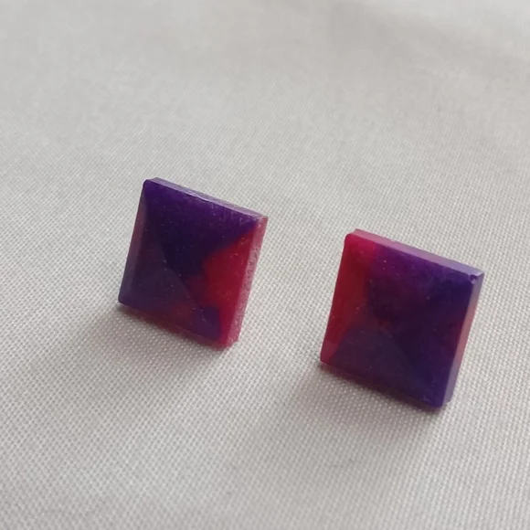 Hand Crafted Pink and Purple Earrings Square Design - Picture 3 of 3
